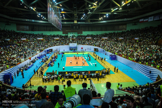 Iran, US volleyball game in frames