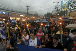 تجمع مردم هندوراس در اعتراض به فساد مالی رئیس جمهور