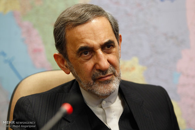 ولايتي يؤكد استمرار دعم ايران لمحور المقاومة