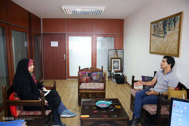 گفتگو با عظیم فلاح خوشنویس