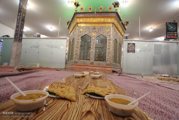 ماه رمضان در امامزاده باقریه بیرجند