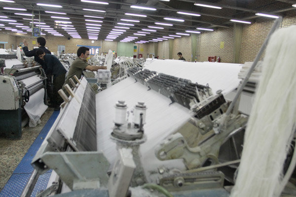 جدایی«پوشاک و مد» از «صنعت نساجی» به تولید منسوجات ضربه زده است