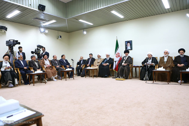 Leader receives Judiciary officials 