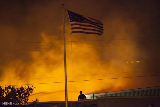 ABD'de yangın hızla büyüyor, olağanüstü hal ilan edildi!