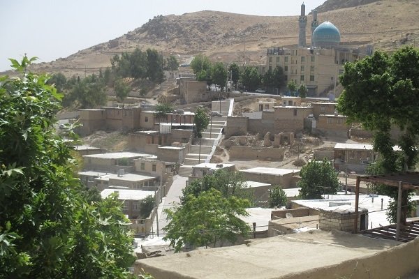 امامزادگان لرستان میزبان زائران/ به تماشای معماری اسلامی بنشینیم