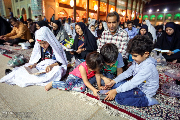 مراسم احیای شب نوزدهم ماه رمضان در آستان مقدس حضرت احمد بن موسی  (ع)