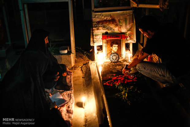 Iran commemorates Laylat al-Qadr, Imam Ali’s martyrdom anniv. 