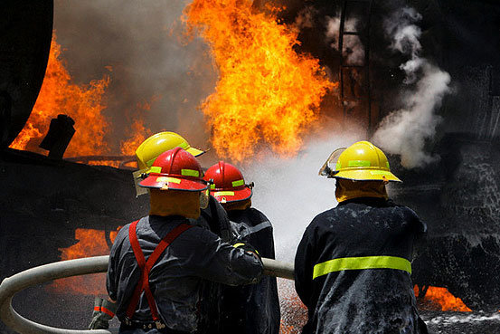 ۸ نفر در آتش سوزی شهرک شکوهیه قم مصدوم شدند
