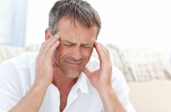 علائم عصبی ماندگار بعد از ابتلا به کرونا/ سردرد و حساسیت به نور مهمترین نشانه ها