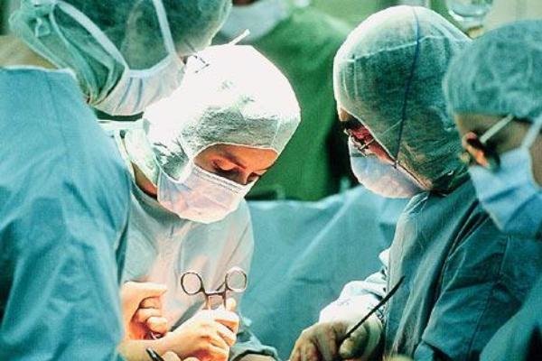 بیماران پروستات برای روش جراحی به پزشک خود اعتماد کنند