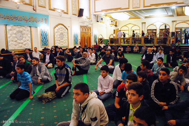 اهدای جوايز برندگان مسابقات قرآن در لندن