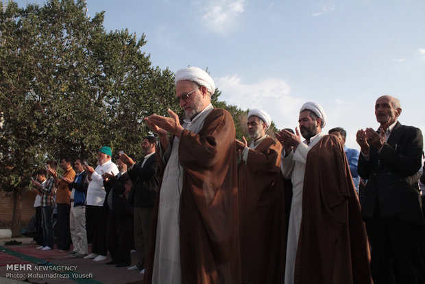 اقامه نماز عید سعید فطر در قزوین / محمد رضا یوسفی