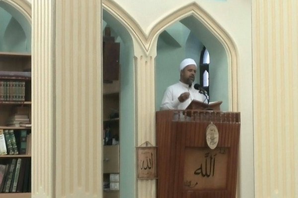 نماز عید فطر اهل سنت در مسجد بلال گناوه برگزار شد