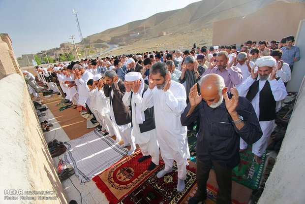 اقامه نماز عید سعید فطر در بیرجند / محسن نوفرستی