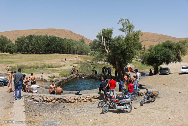 منطقه گردشگری و تفریحی چشمه علی (ع)