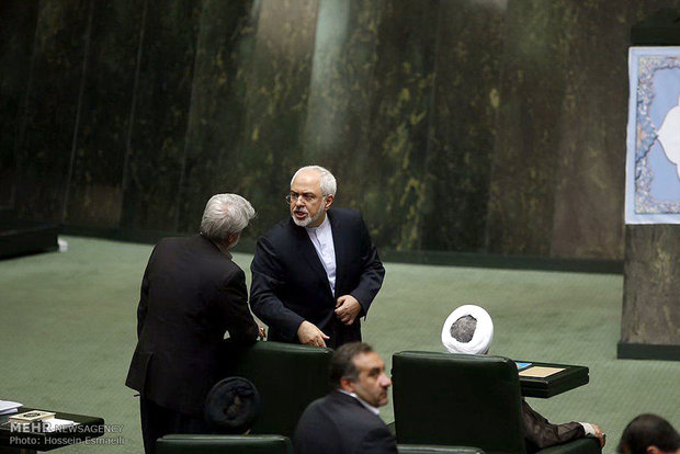 Zarif, Salehi attend Parliament’s open session