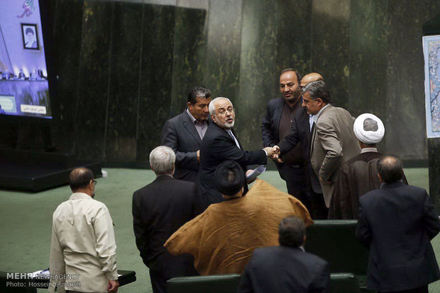 Zarif, Salehi attend Parliament’s open session