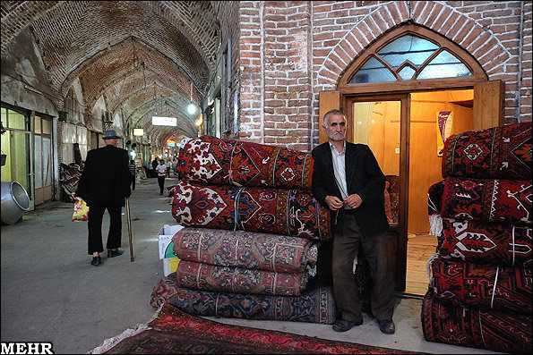 Old bazaar, old tradespeople 