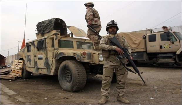 یورش تروریست های داعش به مقر ارتش عراق در الانبار