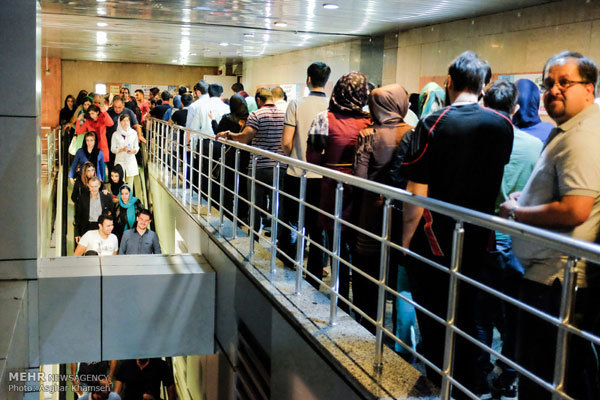 بازگشت فروش سینما به روال قبل؛ تنوع ژانر لازم است