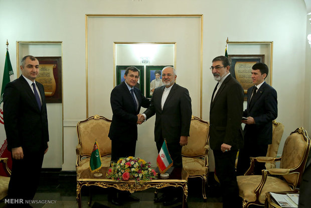 Iran, Turkmenistan FMs meet 