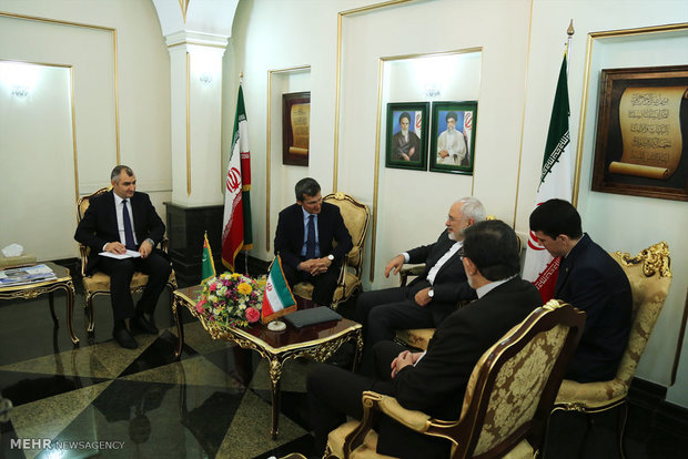 Iran, Turkmenistan FMs meet 