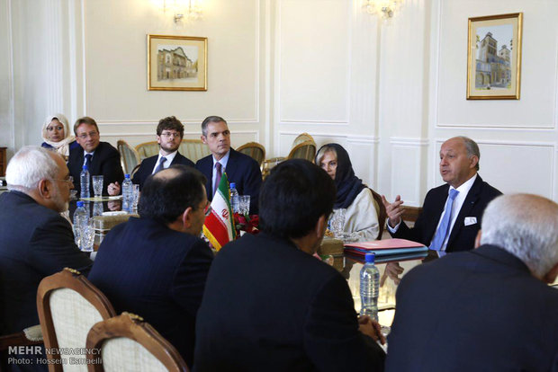 Zarif, Fabius meet