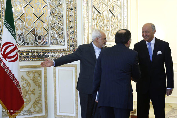 Zarif, Fabius meet