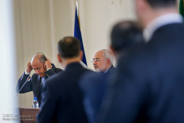  کنفرانس مطبوعاتی وزیران امورخارجه ایران و فرانسه