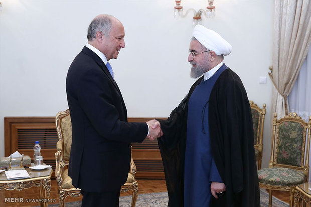 لقاء وزير الخارجية الفرنسي مع رئيس الجمهورية الاسلامية الايرانية 