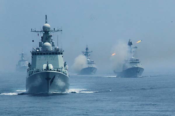 رزمایش مشترک دریایی چین و پاکستان در آبهای دریای عمان