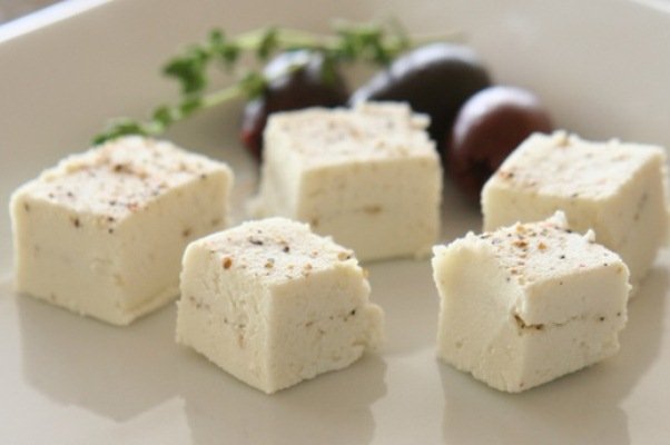 پنیر لیقوان میراثی خوشمزه در آذربایجان‌/ صنعتی اشتغالزا در دل کوه 3