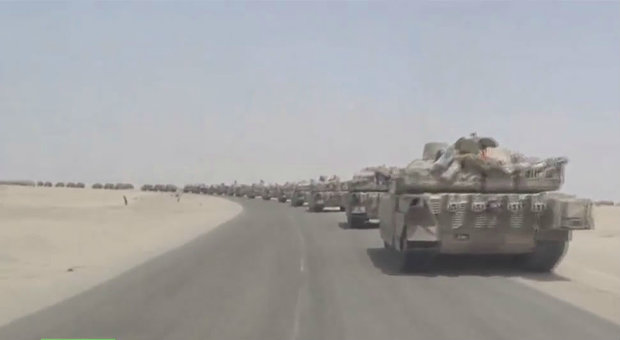 فلم/ سعودی عرب نے سیکڑوں ٹینک یمن روانہ کردیئے