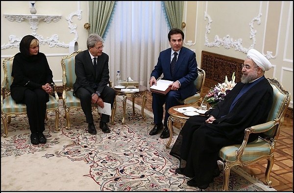 وزير الخارجية الايطالي : هناك تنافس لاستضافة الرئيس روحاني