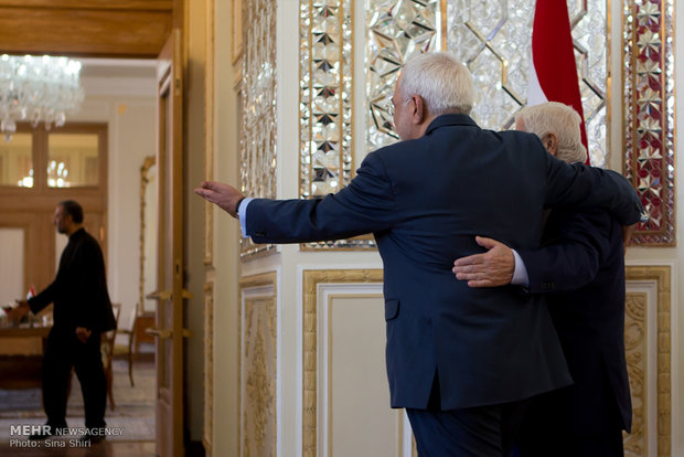 Zarif ve Muallim görüşmesi