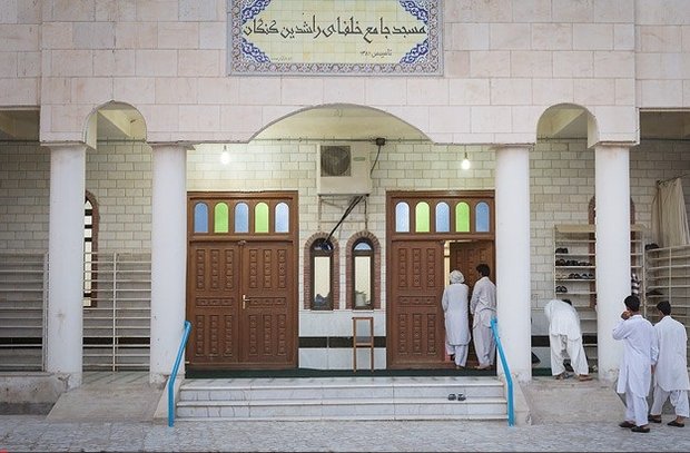 Sunnis running 9 mosques in Tehran