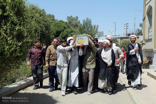 مراسم وداع با پیکر روحانی شهید محمد شیخ‌ شعاعی