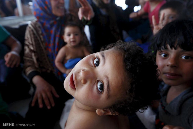 نجات مهاجران غیرقانونی در آبهای مدیترانه