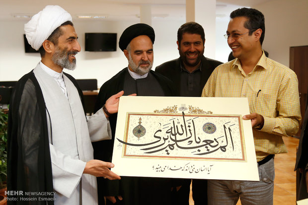 بازدید سرزده حجت‌الاسلام والمسلمين هادی صادقی معاون فرهنگی قوه‌قضاييه از خبرگزاری مهر به مناسبت روز خبرنگار