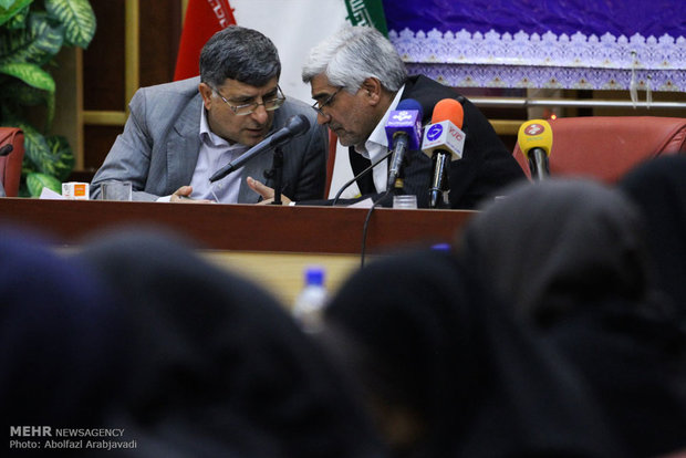 نشست خبری وزیر علوم