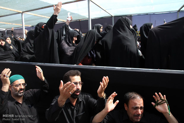 Martyr divers' funeral in Mashhad