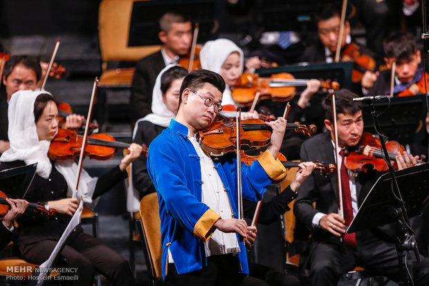 کنسرت مشترک ارکستر فیلارمونیک چین و ارکستر سمفونیک تهران