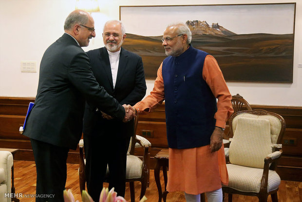 سفر محمد جواد ظریف وزیر امور خارجه  به هندوستان