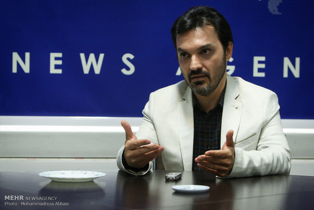 تلویزیون ضعف خود را گردن فضای مجازی میاندازد/مدیران پاسخگو باشند 1 پایگاه خبری ججین گفتگو با کامیار اسماعیلی