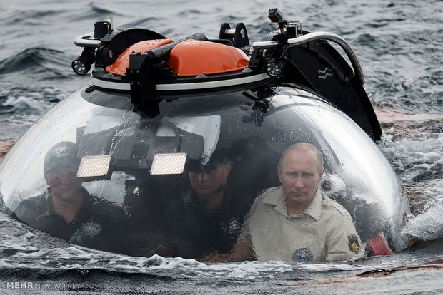 زیردریایی سواری پوتین