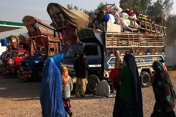 یک مقام پاکستانی برای گفتگو در خصوص مهاجرین افغان وارد کابل شد