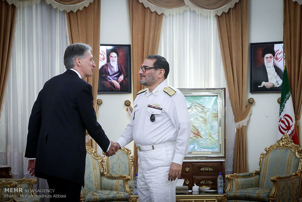 دیدار وزیر خارجه انگلیس با دبیر شورای عالی امنیت ملی