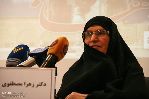 Imam Khomeini's daughter Dr. Zahra Mostafavi speaking at ceremony admiring Sheikh Zakzaky commended