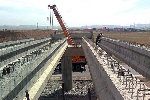 پل‌های تقاطع بزرگراه‌های صدر و شهید مدرس مقاوم‌سازی شد

