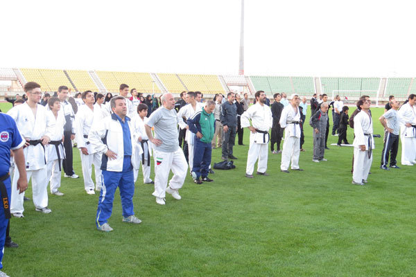 ورزش موجب تقویت عملکرد مغز در مردان مسن می شود ورزش موجب تقویت عملکرد مغز در مردان مسن می شود